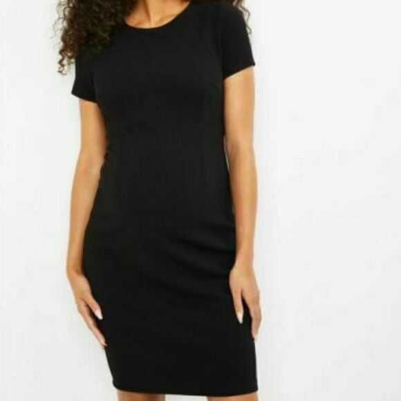 Motherhood Maternity Dresses & Skirts - Motherhood Maternity Black Textured Sheath Dress
